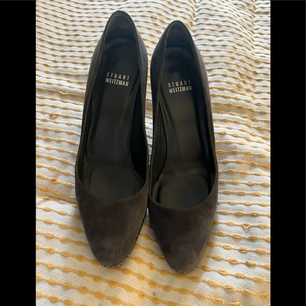 Stuart Weitzman grey suede heels